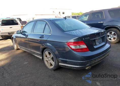 2010 Mercedes-Benz C 300 Luxury 4Matic/Sport 4Matic из США, поврежденный, VIN WDDGF8BB1AF491709